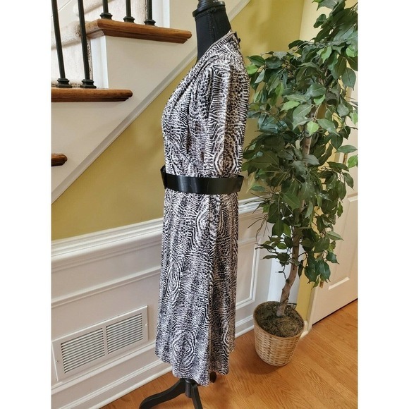 Jones New York Belted Faux Wrap Dress Sz Medium - Picture 4 of 9